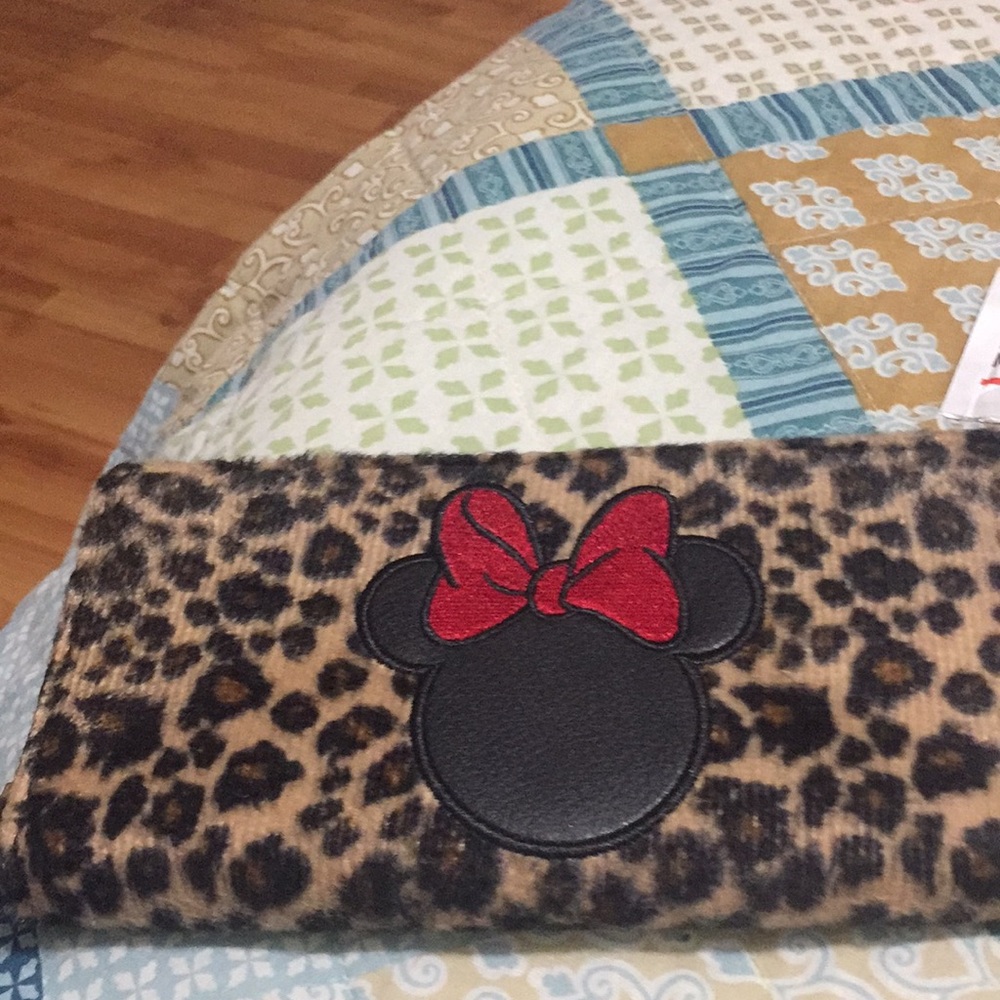 Disney’s Minnie Mouse wallet